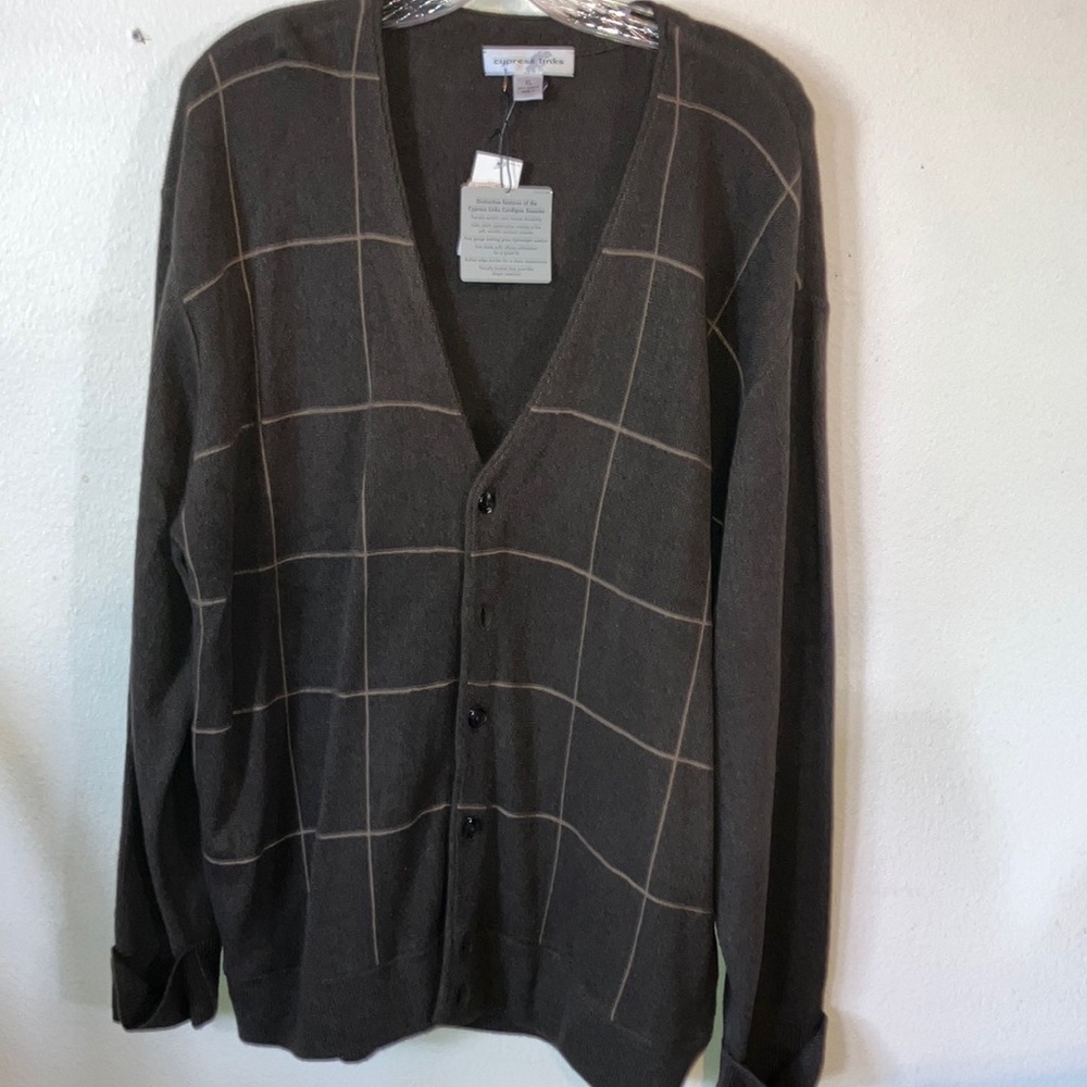 Brown‎ V-Neck Cardigan Sweater Long Sleeve